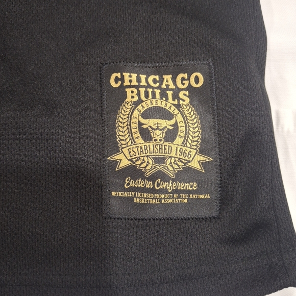 Chicago Bulls Men Black Sleeveless Top - Picture 4 of 4